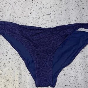 H&M Navy blue bikini bottoms M